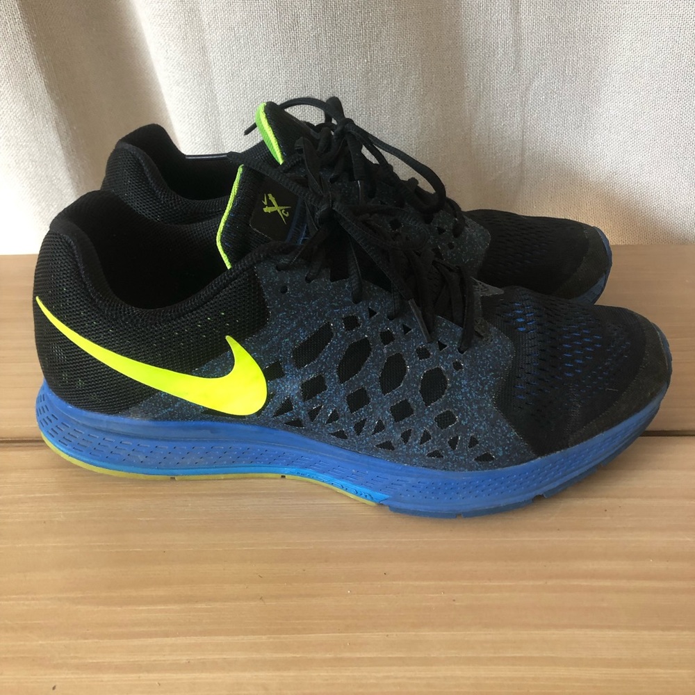 Men’s Nike zoom Pegasus Sz 9.5. Used, good condition